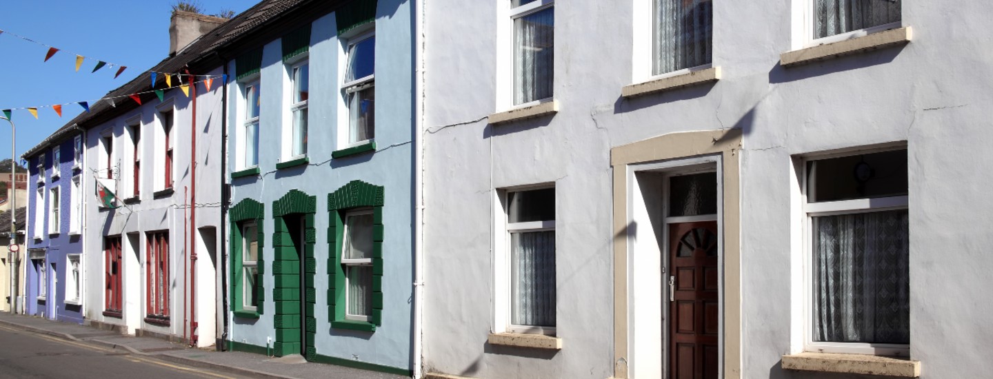 carmarthenshire kidwelly terraced houses
