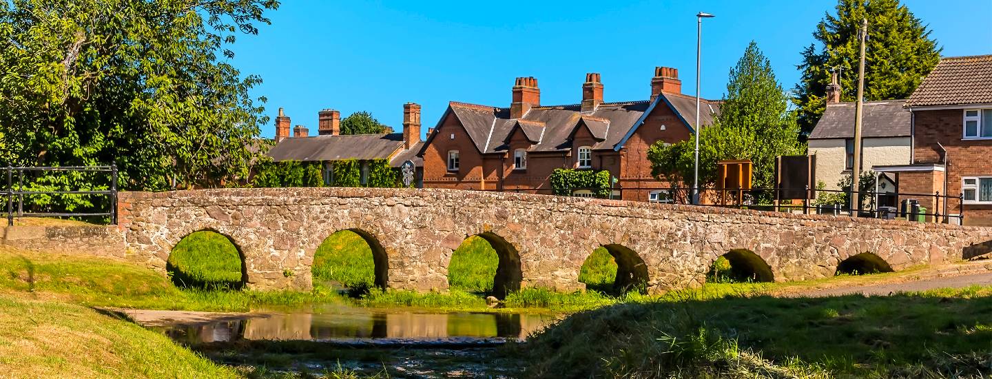 leicestershire rearsby packhorse bridge