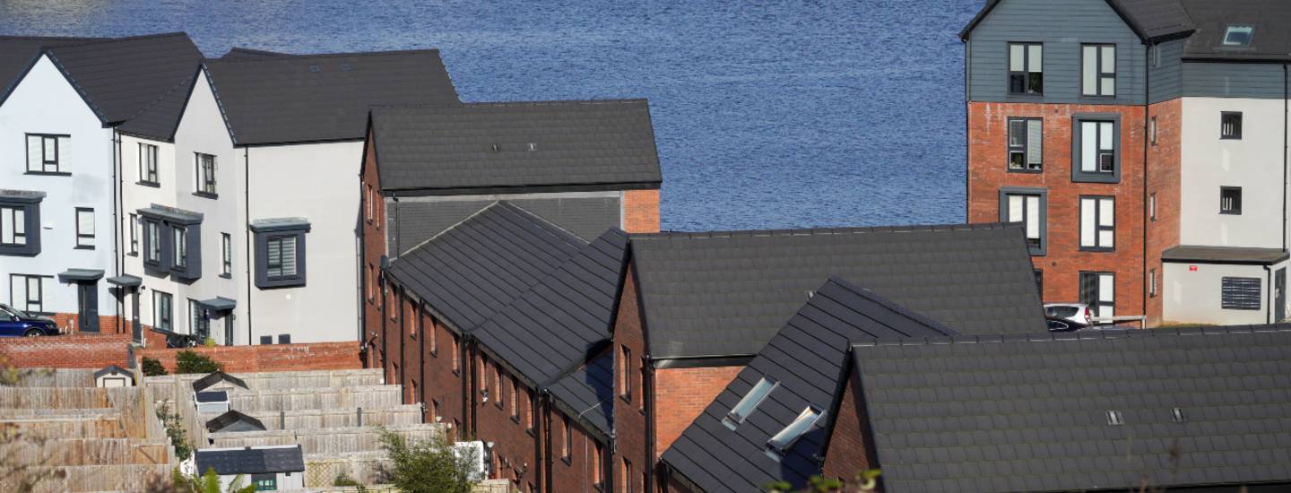 vale of glamorgan barry waterfront newbuild homes