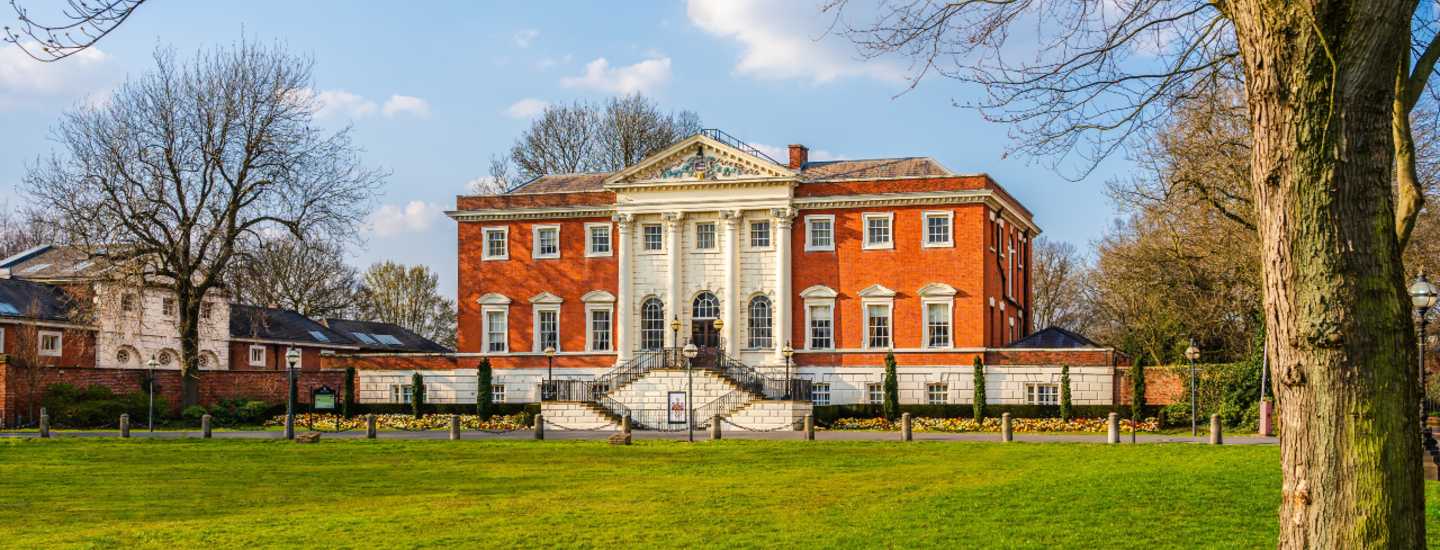 warrington town hall